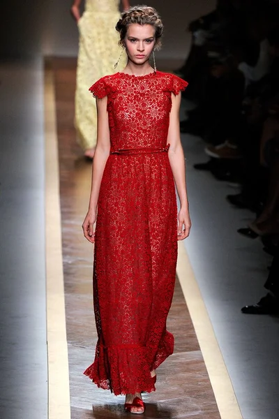 Look 25